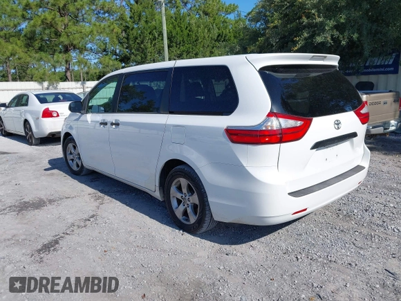 2016 Toyota Sienna L z VIN 5TDZK3DC7GS735427, wystawiony jako IAAI lot #42333624 z przebiegiem 82 599 mil mil oraz . Historia ofert i sprzedaży dostępna na DreamBid. Obrazek 3.