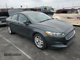 2015 Ford Fusion SE z VIN 3FA6P0H77FR198260, wystawiony jako Copart lot #59969135 z przebiegiem 91 356 mil mil oraz Szkoda całkowita • Salvage title. Historia ofert i sprzedaży dostępna na DreamBid. Obrazek 4.