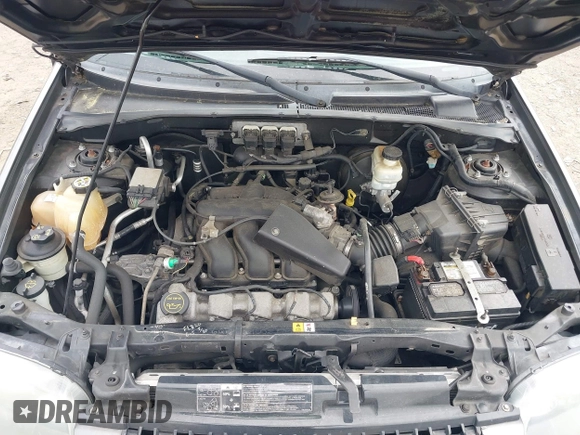 2005 Ford Escape Limited with VIN 1FMYU94155KB76337, listed as a IAAI auction lot 42006729 with 170,526 mi miles. Bid and sale history available at carsss.com. Image 10.