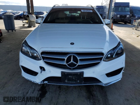 2014 Mercedes-Benz E 350 Luxury with VIN WDDHH8JB4EA899799, listed as a Copart auction lot 50536635 with 114,668 mi miles and Salvage Title. Bid and sale history available at DreamBid. Image 5.