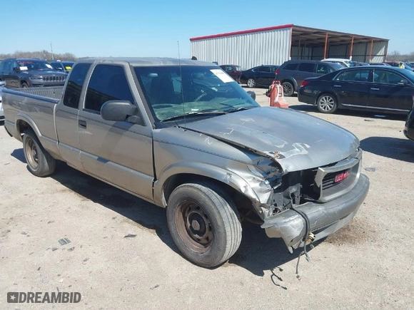 2001 GMC Sonoma SLS w/1SG Pkg with VIN 1GTCS19W218143006, listed as a IAAI auction lot 41754688 with 159,375 mi miles. Bid and sale history available at carsss.com. Image 1.
