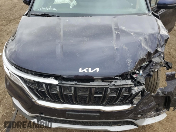 2024 Kia Carnival LX with VIN KNDNB4H39R6303228, listed as a Copart auction lot 78284124 with 8,738 mi miles and Salvage Title. Bid and sale history available at carsss.com. Image 12.