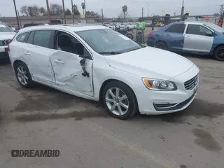 2017 Volvo V60 Premier with VIN YV140MEK0H1336301, listed as a IAAI auction lot 41607341 with 136,518 mi miles. Bid and sale history available at carsss.com. Image 1.