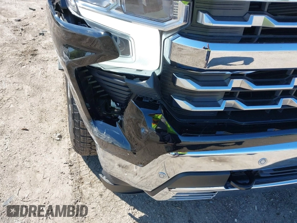 2024 Chevrolet Silverado 1500 LTZ with VIN 1GCUDGE81RZ298421, listed as a IAAI auction lot 41775039 with 6,900 mi miles and . Bid and sale history available at DreamBid. Image 6.