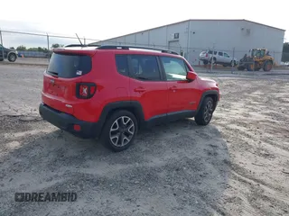2015 Jeep Renegade Latitude with VIN ZACCJABT0FPB62548, listed as a IAAI auction lot 42139945 with 115,359 mi miles. Bid and sale history available at carsss.com. Image 4.