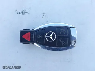 2015 Mercedes-Benz GLK-Class GLK 350 with VIN WDCGG5HB9FG347334, listed as a IAAI auction lot 41840757 with 81,587 mi miles. Bid and sale history available at carsss.com. Image 11.