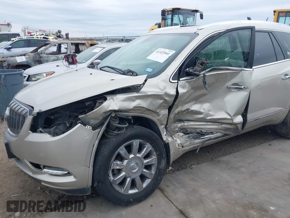 2014 Buick Enclave Premium with VIN 5GAKRCKD8EJ288451, listed as a IAAI auction lot 41323941 with 215,111 mi miles. Bid and sale history available at carsss.com. Image 6.