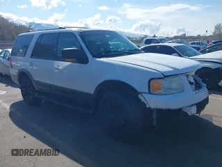 2004 Ford Expedition Eddie Bauer z VIN 1FMFU18L44LB28325, wystawiony jako IAAI lot #41949536 z przebiegiem 285 576 mil mil oraz . Historia ofert i sprzedaży dostępna na DreamBid. Obrazek 1.