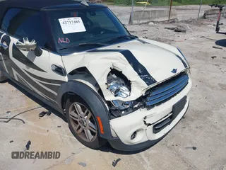 2015 MINI Convertible with VIN WMWZN3C53FT861968, listed as a IAAI auction lot 42717485 with 79,840 mi miles and . Bid and sale history available at DreamBid. Image 6.