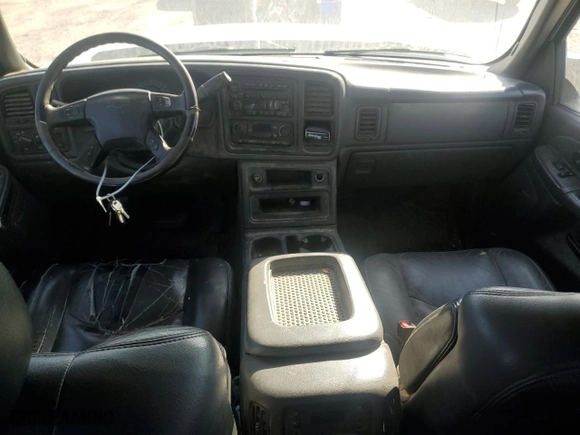 2006 Chevrolet Silverado 3500 SRW Wrk Trk with VIN 1GCHK33D26F252450, listed as a Copart auction lot 48043305 with 0 mi miles and Clean Title. Bid and sale history available at carsss.com. Image 8.
