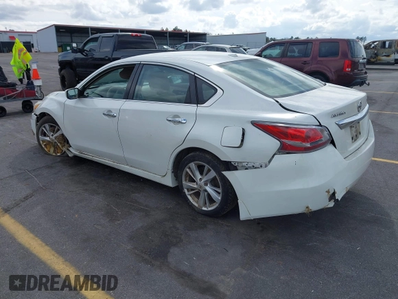 2015 Nissan Altima S with VIN 1N4AL3AP7FC239129, listed as a IAAI auction lot 41683096 with 143,304 mi miles and . Bid and sale history available at carsss.com. Image 3.