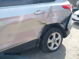 2016 Ford Escape SE with VIN 1FMCU9GXXGUB10447, listed as a IAAI auction lot 41879610 with 137,913 mi miles. Bid and sale history available at carsss.com. Image 6.