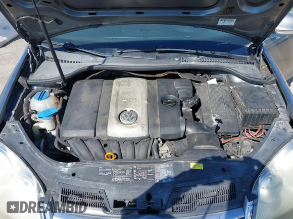 2005 Volkswagen Jetta z VIN 3VWDG71K35M613236, wystawiony jako IAAI lot #41764835 z przebiegiem Nie podano mil oraz . Historia ofert i sprzedaży dostępna na DreamBid. Obrazek 10.