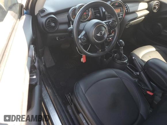 2015 MINI Hardtop with VIN WMWXM5C5XFT942679, listed as a Copart auction lot 49799655 with 79,072 mi miles and Salvage Title. Bid and sale history available at DreamBid. Image 8.
