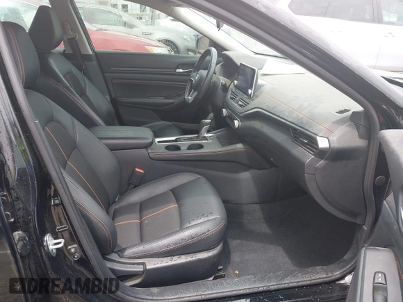 2022 Nissan Altima SR z VIN 1N4BL4CV0NN406553, wystawiony jako IAAI lot #42178905 z przebiegiem 43 138 mil mil oraz . Historia ofert i sprzedaży dostępna na DreamBid. Obrazek 5.