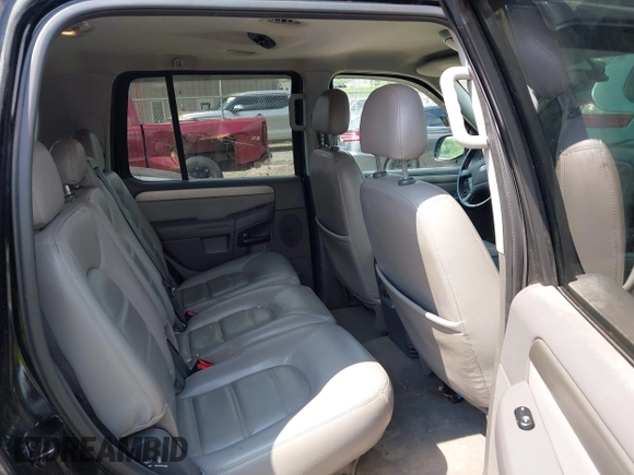 2004 Ford Explorer XLT с VIN 1FMZU73K44UB48387, выставлен на аукционе IAAI как лот 42282886 с пробегом 149 087 миль миль и . История ставок и продаж доступна на DreamBid. Изображение 8.