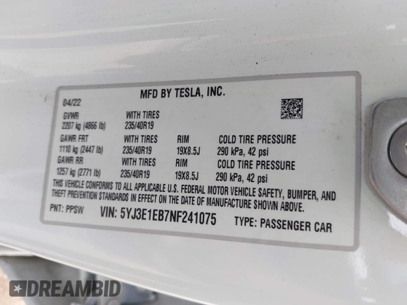 2022 Tesla Model 3 Long Range z VIN 5YJ3E1EB7NF241075, wystawiony jako IAAI lot #42217269 z przebiegiem 28 856 mil mil oraz . Historia ofert i sprzedaży dostępna na DreamBid. Obrazek 9.