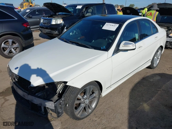 2009 Mercedes-Benz C-Class 3.0L Sport with VIN WDDGF54X09R079797, listed as a IAAI auction lot 41753647 with 244,473 mi miles. Bid and sale history available at carsss.com. Image 22.