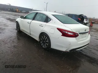 2018 Nissan Altima S with VIN 1N4AL3AP6JC192717, listed as a IAAI auction lot 41827627 with 163,360 mi miles and . Bid and sale history available at DreamBid. Image 3.