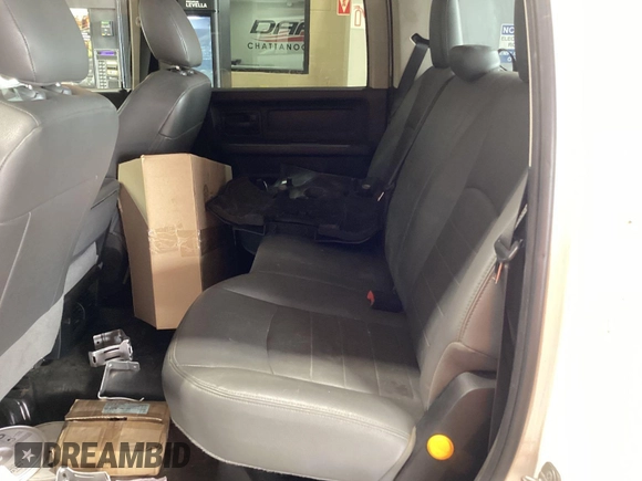 2018 Ram 2500 Tradesman с VIN 3C6UR4HJ8JG274627, выставлен на аукционе IAAI как лот 42575840 с пробегом 152 686 миль миль и . История ставок и продаж доступна на DreamBid. Изображение 53.