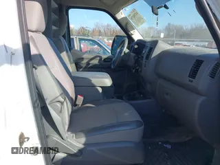 2016 Nissan NV SL with VIN 1N6BF0KY2GN804269, listed as a IAAI auction lot 41791174 with 164,361 mi miles. Bid and sale history available at carsss.com. Image 5.