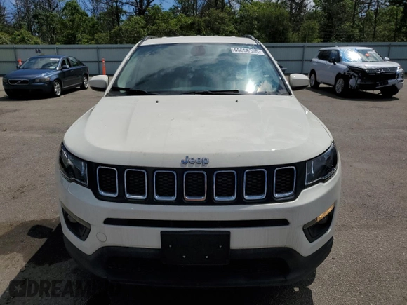 2020 Jeep Compass Latitude z VIN 3C4NJDBB5LT173917, wystawiony jako Copart lot #65556555 z przebiegiem 38 539 mil mil oraz Szkoda całkowita • Salvage title. Historia ofert i sprzedaży dostępna na DreamBid. Obrazek 5.