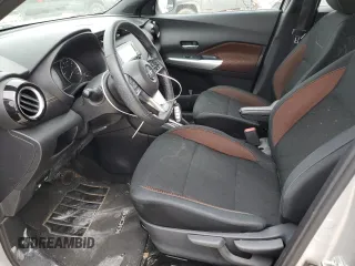 2020 Nissan Kicks SR z VIN 3N1CP5DV1LL536123, wystawiony jako Copart lot #50625385 z przebiegiem 53 992 mil mil oraz Czysty tytuł • Clean title. Historia ofert i sprzedaży dostępna na DreamBid. Obrazek 7.