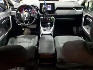 2021 Toyota RAV4 XLE with VIN 2T3P1RFV7MW196605, listed as a Copart auction lot 63502735 with 32,150 mi miles and Salvage title. Bid and sale history available at DreamBid. Image 8.
