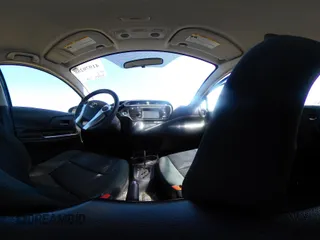 2016 Toyota Prius One z VIN JTDKDTB32G1126614, wystawiony jako IAAI lot #41970288 z przebiegiem 111 354 mil mil oraz . Historia ofert i sprzedaży dostępna na DreamBid. Obrazek 18.