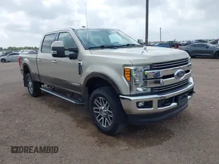 2017 Ford F-250 Lariat with VIN 1FT7W2BT1HED65091, listed as a IAAI auction lot 42063168 with 95,615 mi miles and . Bid and sale history available at DreamBid. Image 1.
