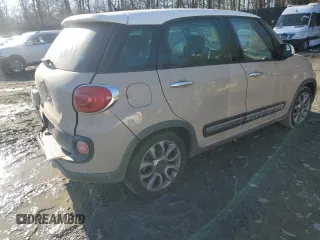 2016 FIAT 500L Trekking with VIN ZFBCFADH1GZ037598, listed as a Copart auction lot 42458725 with 84,105 mi miles and Salvage Title. Bid and sale history available at carsss.com. Image 3.
