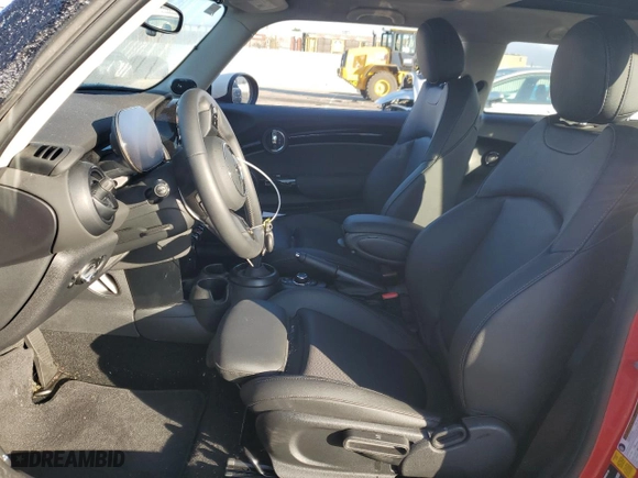 2024 MINI Hardtop 2 Door Cooper S with VIN WMW53DH08R2V00575, listed as a Copart auction lot 88586435 with 7,216 mi miles and Salvage Title. Bid and sale history available at carsss.com. Image 7.