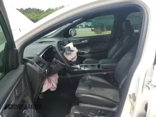 2021 Ford Edge ST z VIN 2FMPK4AP0MBA58542, wystawiony jako Copart lot #53996435 z przebiegiem Nie podano mil oraz Szkoda całkowita • Salvage title. Historia ofert i sprzedaży dostępna na DreamBid. Obrazek 7.