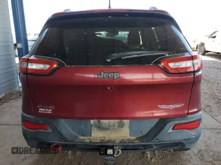 2014 Jeep Cherokee Trailhawk z VIN 1C4PJMBS3EW273505, wystawiony jako Copart lot #53921475 z przebiegiem 164 231 mil mil oraz Szkoda całkowita • Salvage title. Historia ofert i sprzedaży dostępna na DreamBid. Obrazek 6.