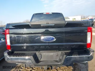 2017 Ford Super Duty F-250 SRW Lariat with VIN 1FT7W2BTXHEE16331, listed as a IAAI auction lot 41770428 with 71,992 mi miles. Bid and sale history available at carsss.com. Image 16.