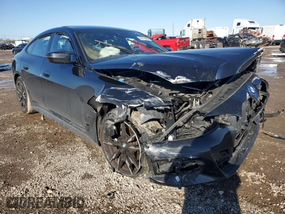 2022 BMW 4 Series M440i xDrive z VIN WBA13AW05NFL96789, wystawiony jako Copart lot #42176485 z przebiegiem Nie podano mil oraz Szkoda całkowita • Salvage title. Historia ofert i sprzedaży dostępna na DreamBid. Obrazek 4.