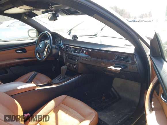 2011 BMW 3 Series 328i with VIN WBAKE3C58BE557891, listed as a IAAI auction lot 41717023 with 99,053 mi miles and . Bid and sale history available at carsss.com. Image 5.