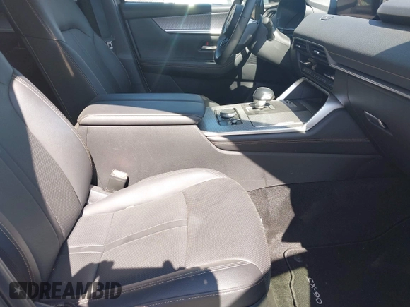 2024 Mazda CX-90 Preferred Plus with VIN JM3KKCHD1R1149169, listed as a IAAI auction lot 41935631 with 17,043 mi miles and . Bid and sale history available at DreamBid. Image 5.