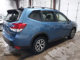 2024 Subaru Forester Premium with VIN JF2SKACC1RH515717, listed as a IAAI auction lot 41454827 with 6,391 mi miles. Bid and sale history available at carsss.com. Image 4.