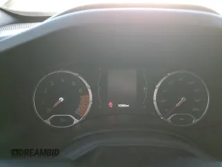 2021 Jeep Renegade Upland z VIN ZACNJDAB1MPN21350, wystawiony jako Copart lot #81056694 z przebiegiem 10 355 mil mil oraz Szkoda całkowita • Salvage title. Historia ofert i sprzedaży dostępna na DreamBid. Obrazek 9.