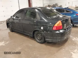 2004 Suzuki Aerio S z VIN JS2RA61S845202185, wystawiony jako IAAI lot #41497079 z przebiegiem 96 925 mil mil oraz . Historia ofert i sprzedaży dostępna na DreamBid. Obrazek 3.