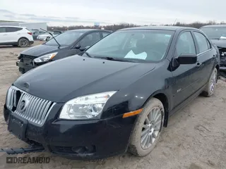 2008 Mercury Milan Premier with VIN 3MEHM08108R651868, listed as a IAAI auction lot 41463137 with 109,951 mi miles. Bid and sale history available at carsss.com. Image 17.