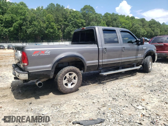 2005 Ford F-250 XL with VIN 1FTSW21P25EC64412, listed as a Copart auction lot 61992935 with 165,296 mi miles and Salvage title. Bid and sale history available at DreamBid. Image 3.