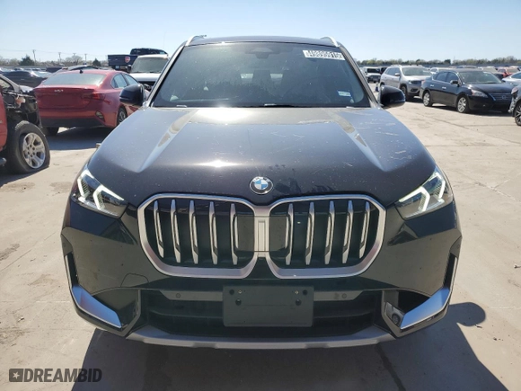 2025 BMW X1 xDrive28i with VIN WBX73EF02S5221151, listed as a Copart auction lot 49895915 with 477 mi miles and Clean Title. Bid and sale history available at carsss.com. Image 5.