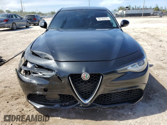 2017 Alfa Romeo Giulia with VIN ZARFAEBN7H7531217, listed as a Copart auction lot 60130275 with 91,768 mi miles and Salvage title. Bid and sale history available at DreamBid. Image 5.