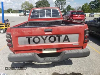 1993 Toyota Pickup DLX z VIN JT4RN93P6P5087700, wystawiony jako Copart lot #72069284 z przebiegiem 219 137 mil mil oraz Szkoda całkowita • Salvage title. Historia ofert i sprzedaży dostępna na DreamBid. Obrazek 6.