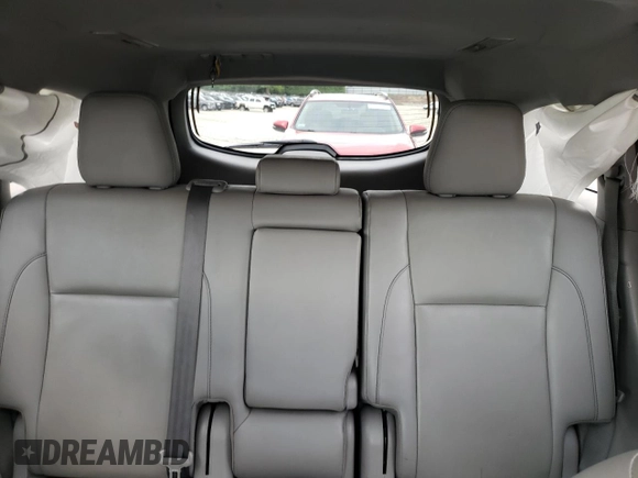 2019 Toyota Highlander SE with VIN 5TDJZRFH8KS932717, listed as a Copart auction lot 57224345 with 76,356 mi miles and Salvage title. Bid and sale history available at DreamBid. Image 10.