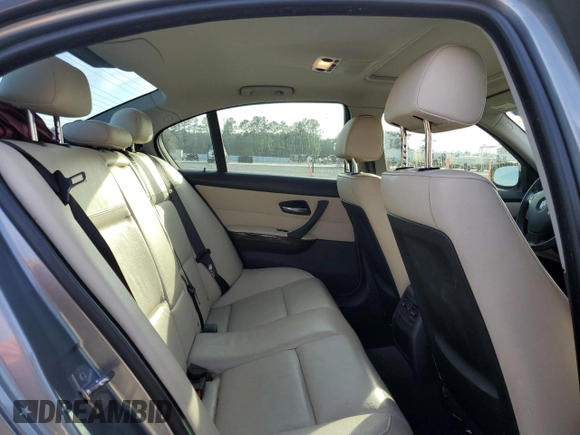 2010 BMW 3 Series 328i with VIN WBAPH7G52ANM51322, listed as a Copart auction lot 43164815 with 172,566 mi miles and Salvage Title. Bid and sale history available at carsss.com. Image 10.