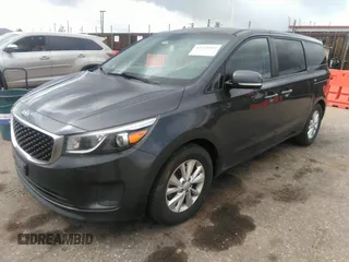 2017 Kia Sedona LX with VIN KNDMB5C18H6218659, listed as a IAAI auction lot 42135552 with 157,263 mi miles. Bid and sale history available at carsss.com. Image 17.