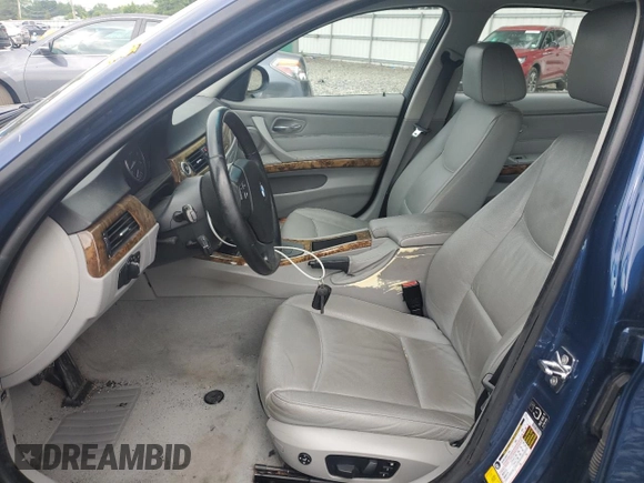 2006 BMW 3 Series 325xi с VIN WBAVD13576KV13702, выставлен на аукционе Copart как лот 59027025 с пробегом 113 083 миль миль и Списание • Salvage title. История ставок и продаж доступна на DreamBid. Изображение 7.
